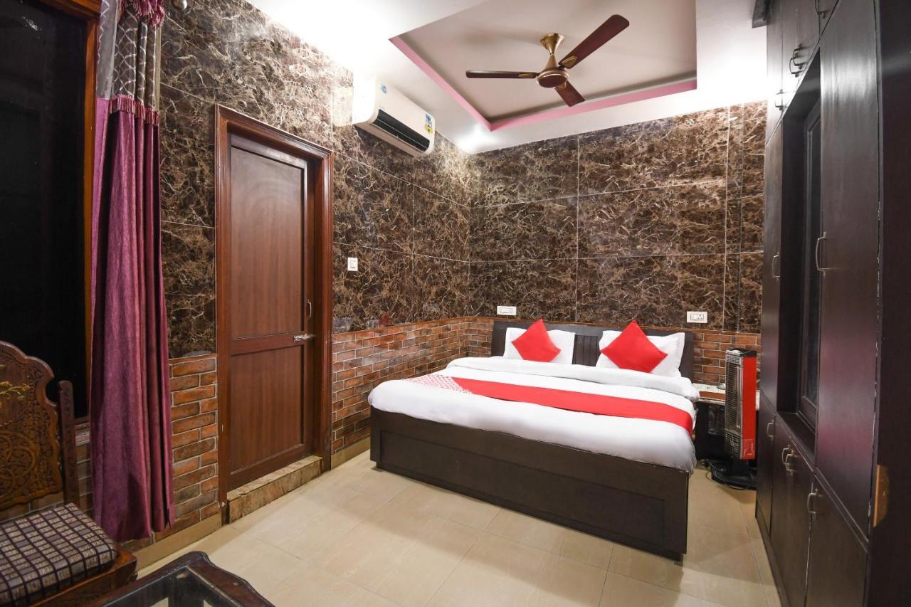 OYO 67033 Hotel Sahil Plaza Una  Esterno foto